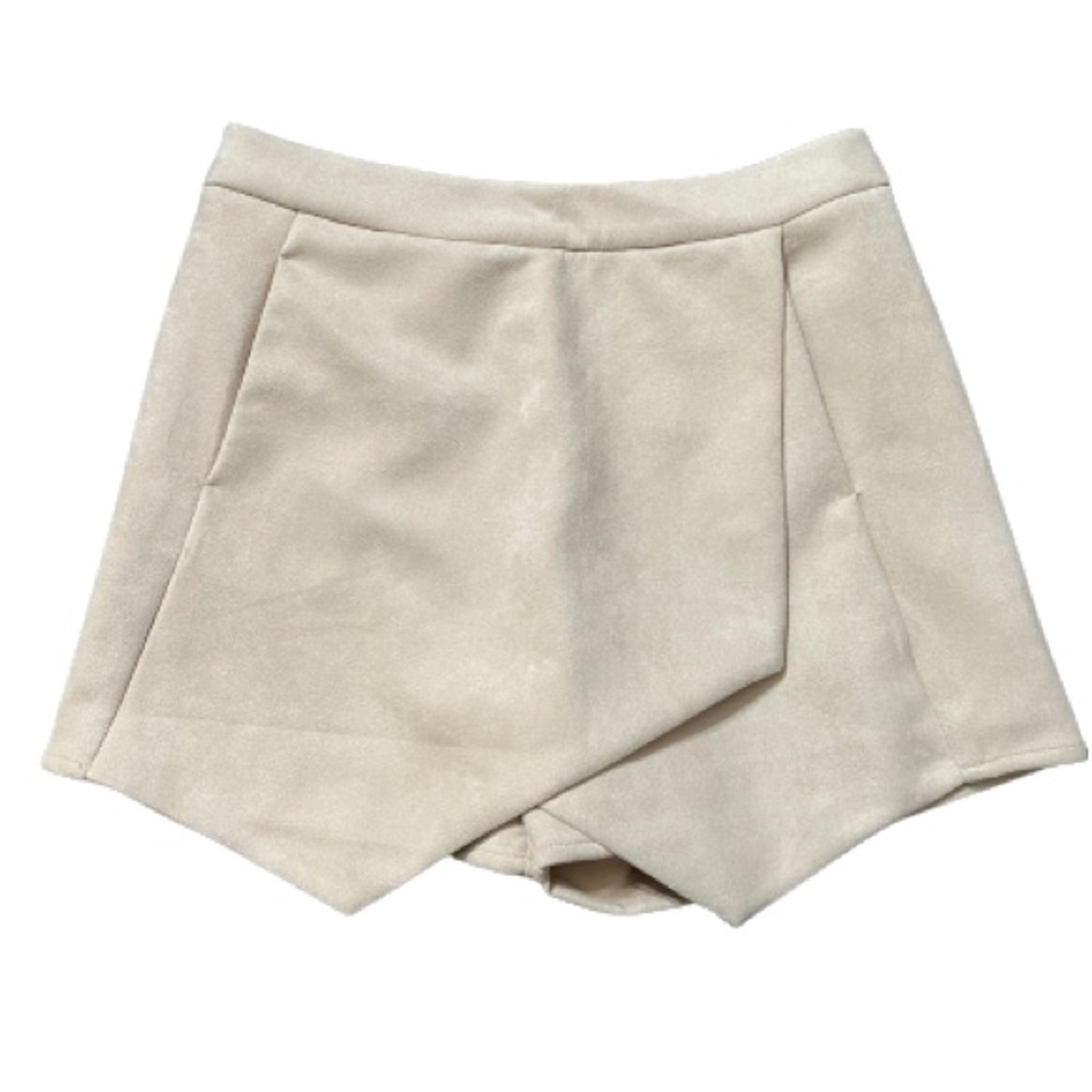 Anthropologie THML Cream Faux Suede Lined Skort Back Zipper